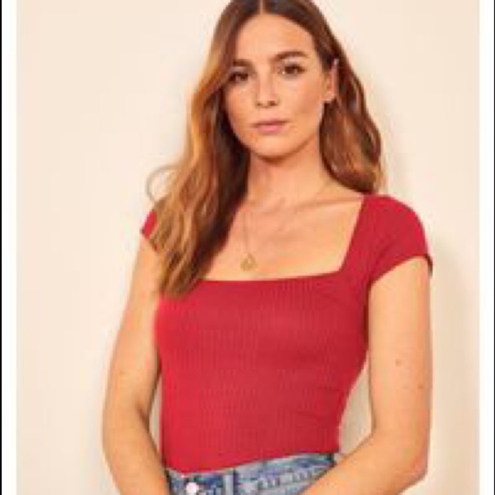 Reformation Bardot Top (cherry)